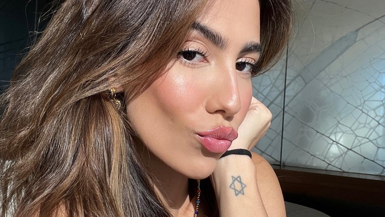 Gabi Brandt exibe detalhes de sua mansão luxuosa no Rio de Janeiro