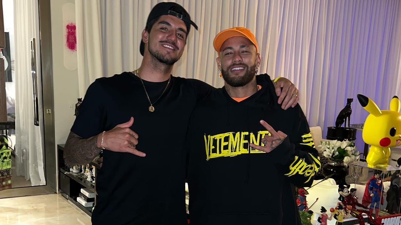 Gabriel Medina brinca ao comemorar aniversário de Neymar Jr.: ”Vovô tá on”