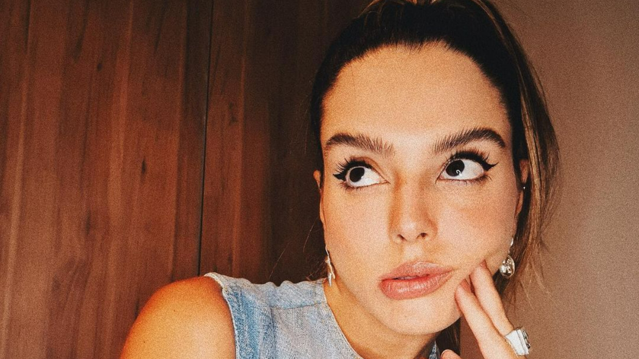 Giovanna Lancellotti surge com um look completamente jeans e arranca elogios dos fãs: ”Que perfeição!”