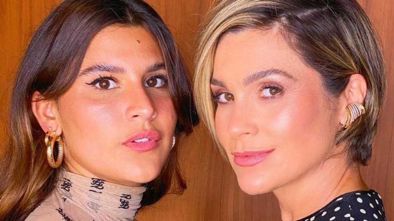 Giulia Costa surge de maiô fio dental e bumbum bronzeado empolga seguidores