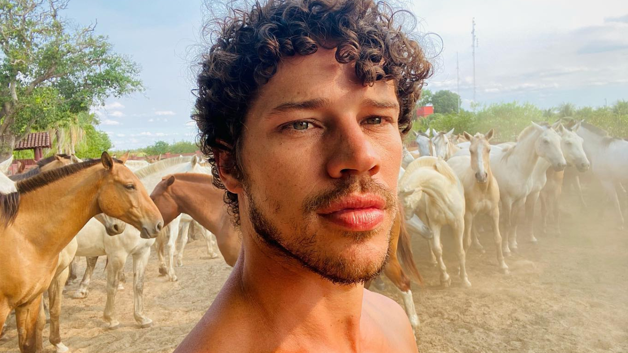 José Loreto resgata melhores momentos com os peões no Pantanal: ”Renasci peão”