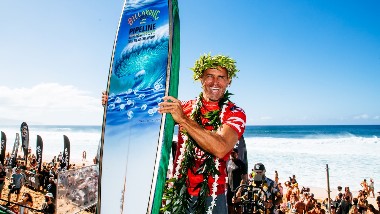 Kelly Slater conquista oitavo título em Pipeline
