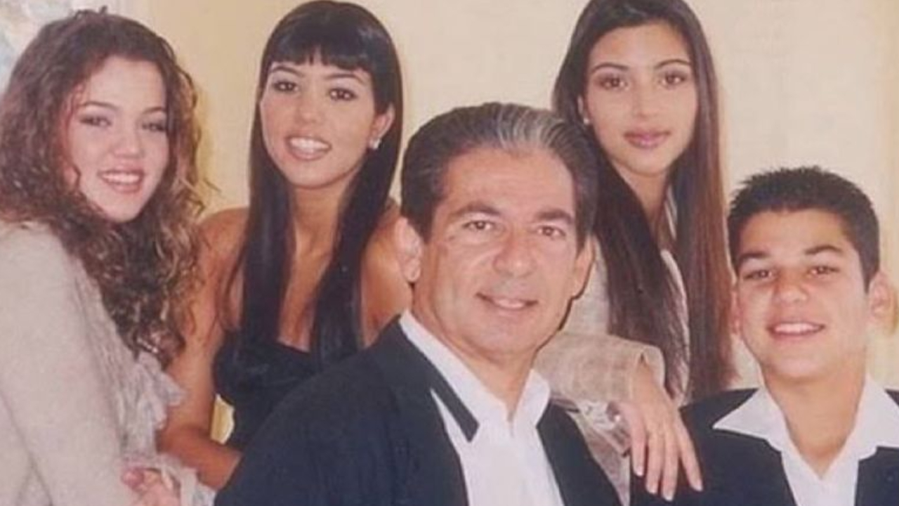 Kourtney Kardashian presta homenagem no aniversário do pai: ”Nosso anjo da guarda”