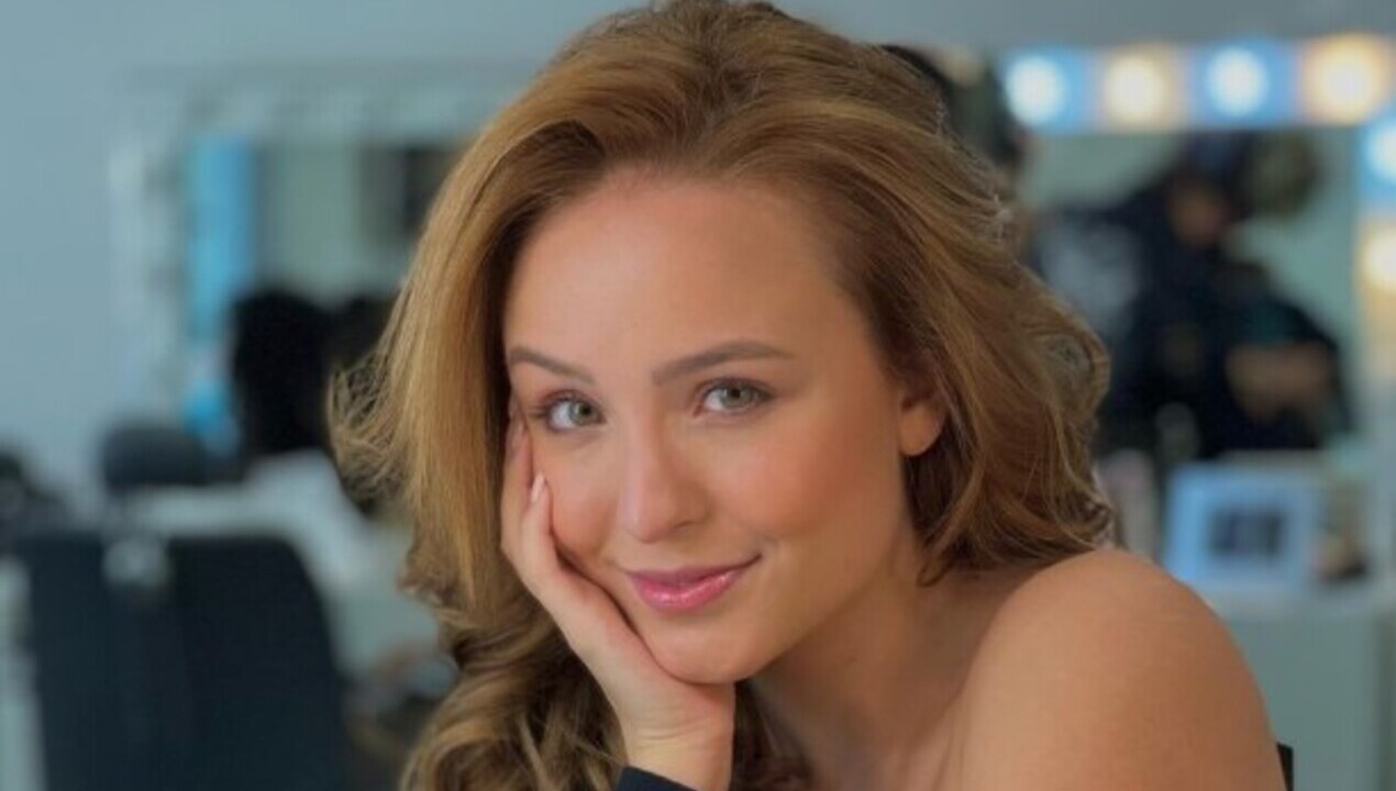 Larissa Manoela compartilha imagens de encontro com outras atrizes de novelas