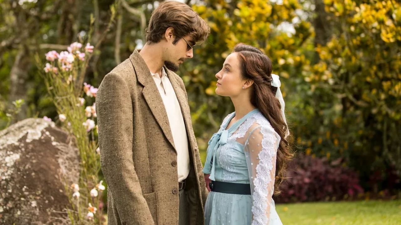 Ansiosa, Larissa Manoela celebra sua estreia na Globo com a novela ‘Além da Ilusão’