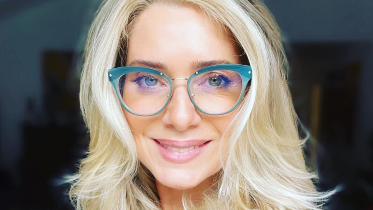 No Dia de Iemanjá, Letícia Spiller publica registro na praia e arranca elogios: ”Que linda”