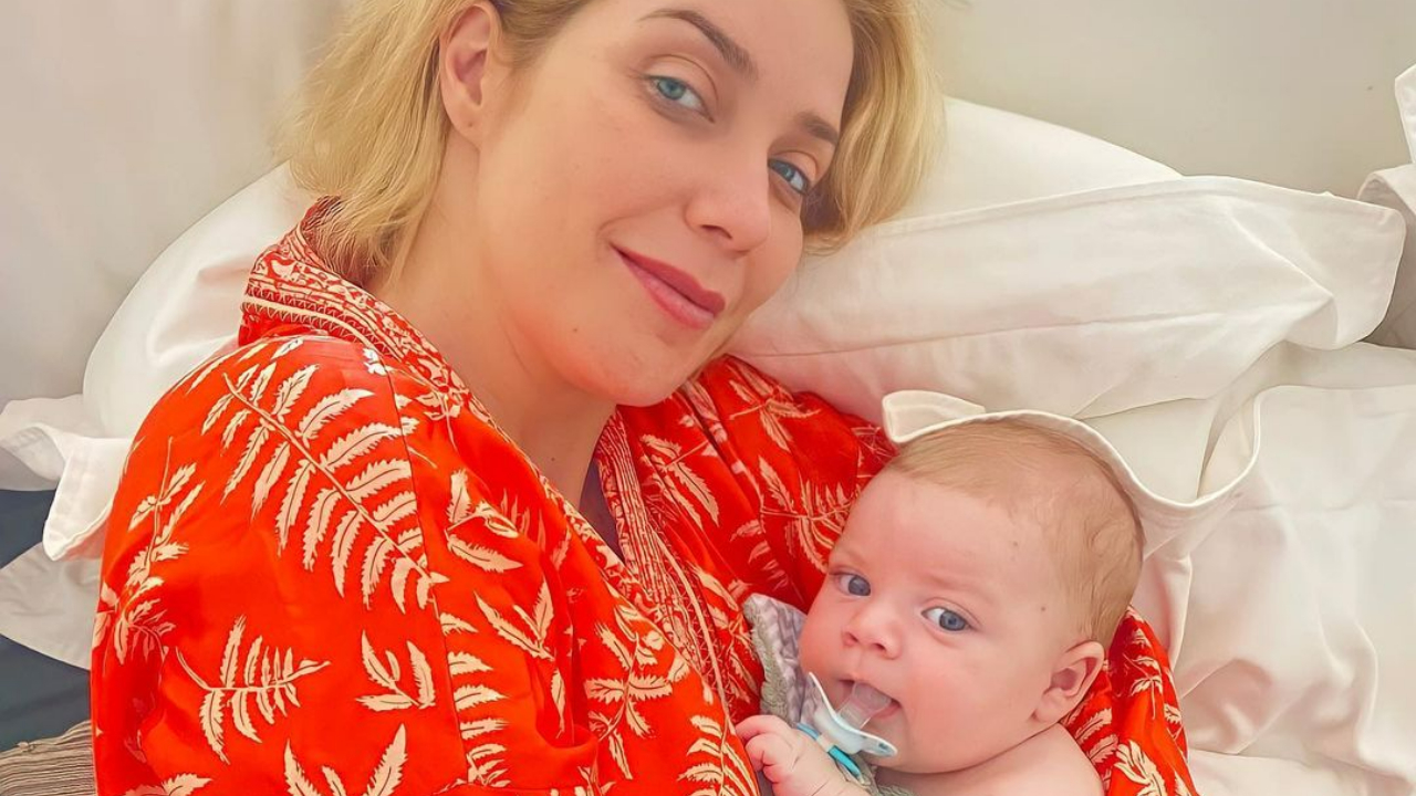 Trabalhando fora de casa, Luiza Possi se derrete ao receber vídeo fofo do filho, Matteo: ”Morrendo de saudade”