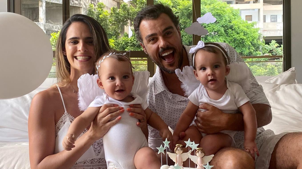 Marcella Fogaça e Joaquim Lopes celebram 11 meses de Sophia e Pietra: ”Nossas anjinhas”