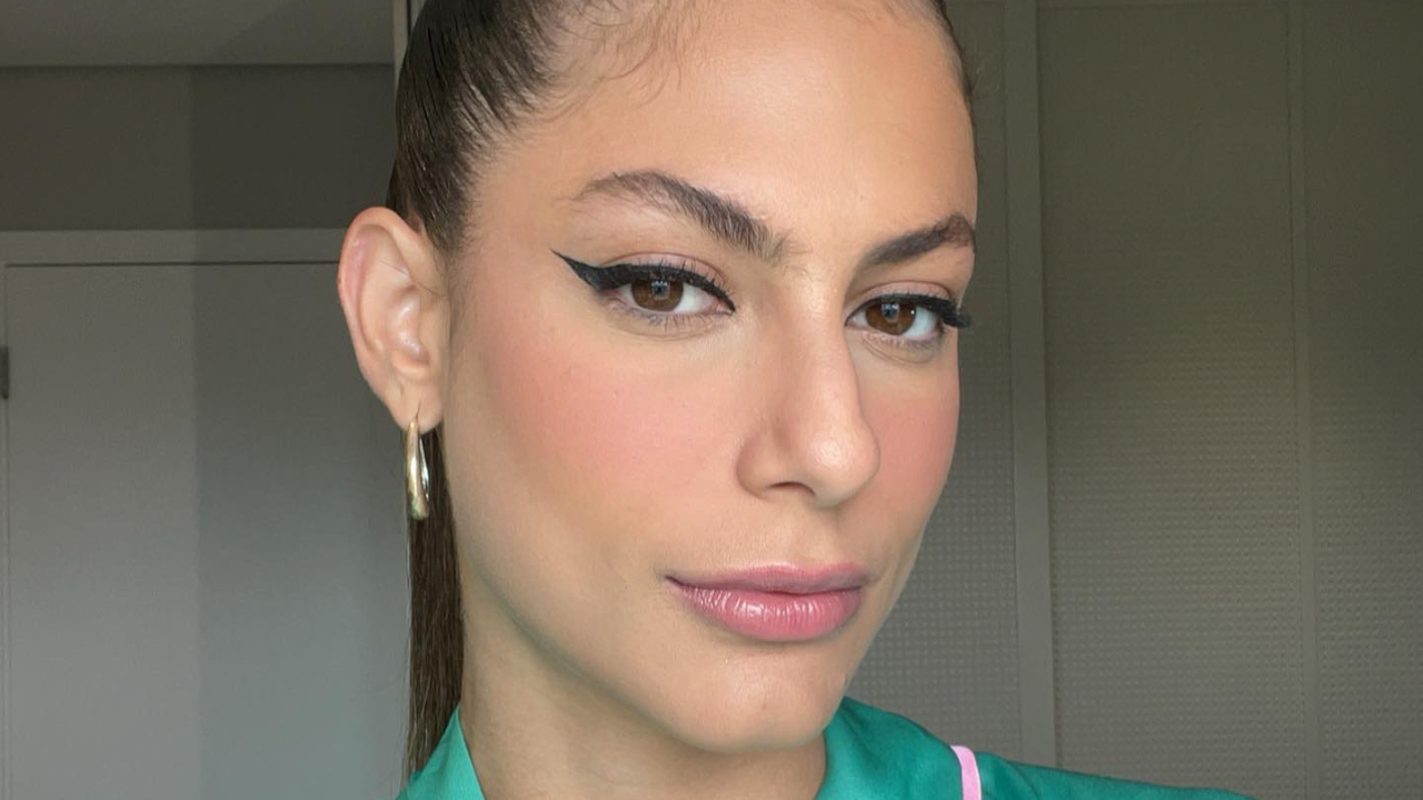 Mari Gonzalez mostra o look que usou em evento e conquista a web: ”Entregou tudo”