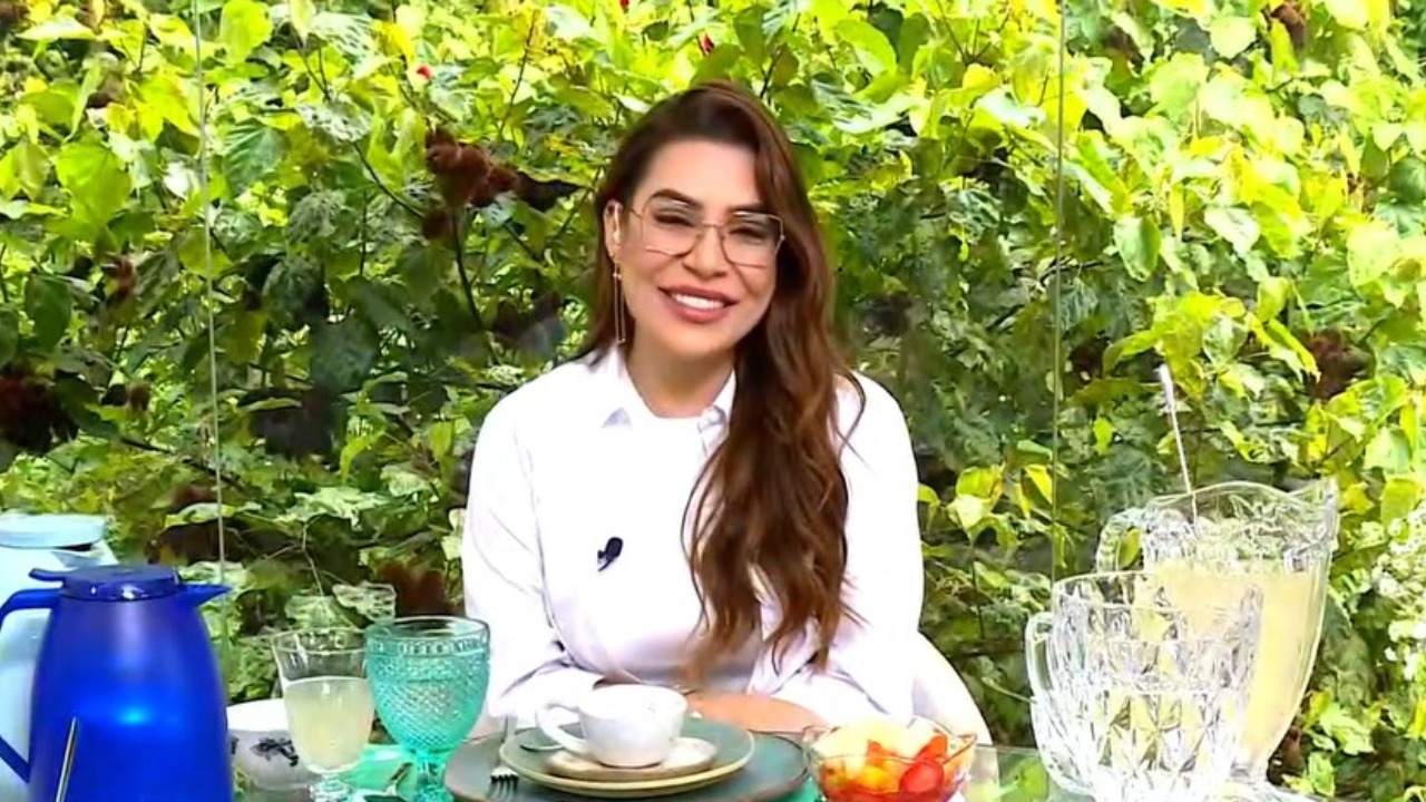 No Mais Você, Naiara Azevedo dispara sobre brothers: ”São os donos da verdade”