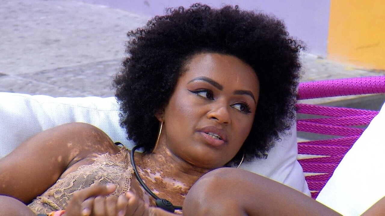 BBB 22: Natália diz que sister não a deixa se expressar: ”Quer silenciar a nossa voz”