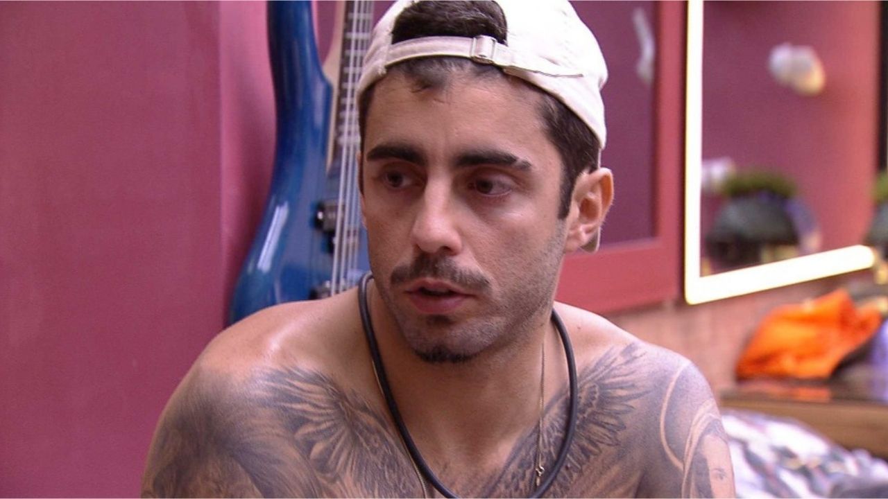 No paredão, Pedro Scooby avisa: ”Todos são opção de voto para mim”