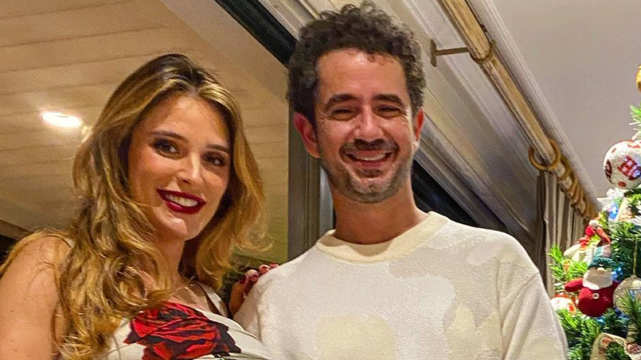 Rafa Brites comemora o aniversário de 42 anos do marido, Felipe Andreoli: ”Tenho a sorte de viver ao lado dele”