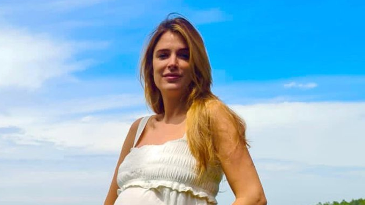 Rafa Brites aparece nas redes sociais após nascimento de Leon: ”Transbordando amor e leite”