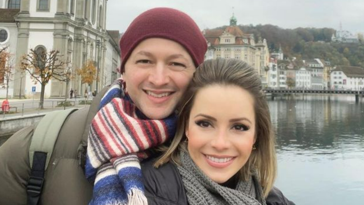 Em clima de romance, Sandy se declara para o marido, Lucas Lima: ”Pra sempre”