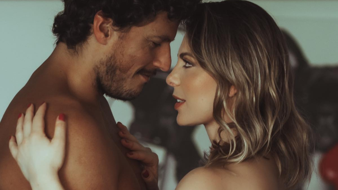 No Valentine’s Day, Sheila Mello faz declaração carinhosa para o namorado e emociona web