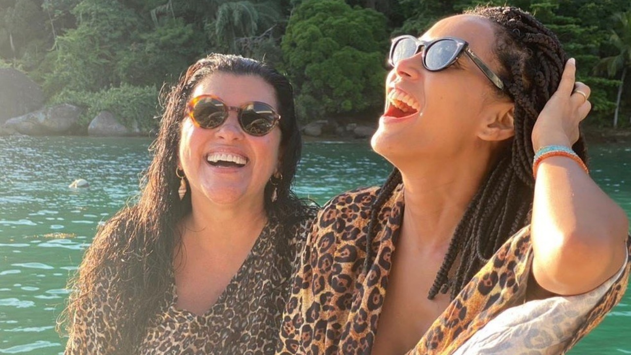 Taís Araújo presta bela homenagem no aniversário de Regina Casé: ”Te amo”