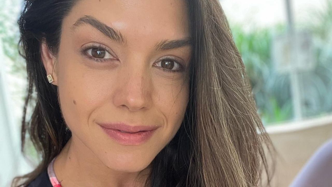 Thais Fersoza revela segredo para manter o abdômen sarado e inspira web