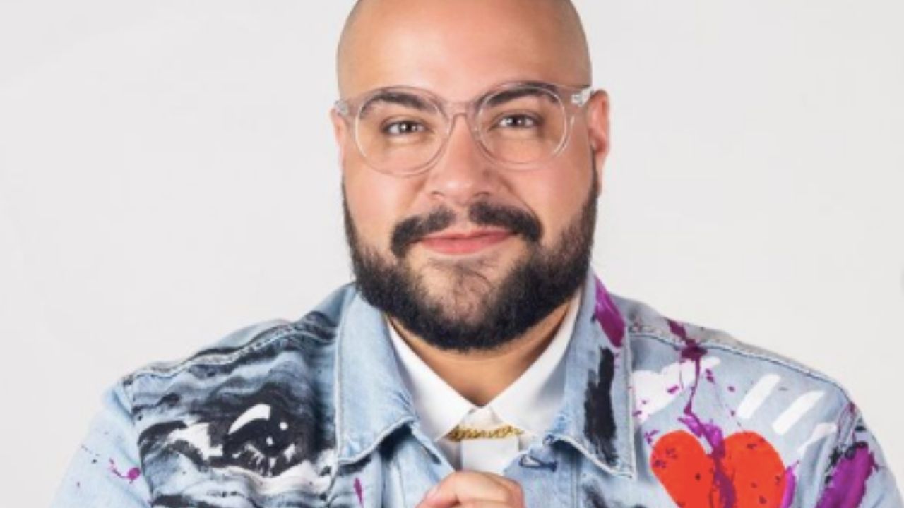 BBB 22: Tiago Abravanel faz live e explica o motivo de sua desistência do reality: “Assistir é muito diferente de jogar”