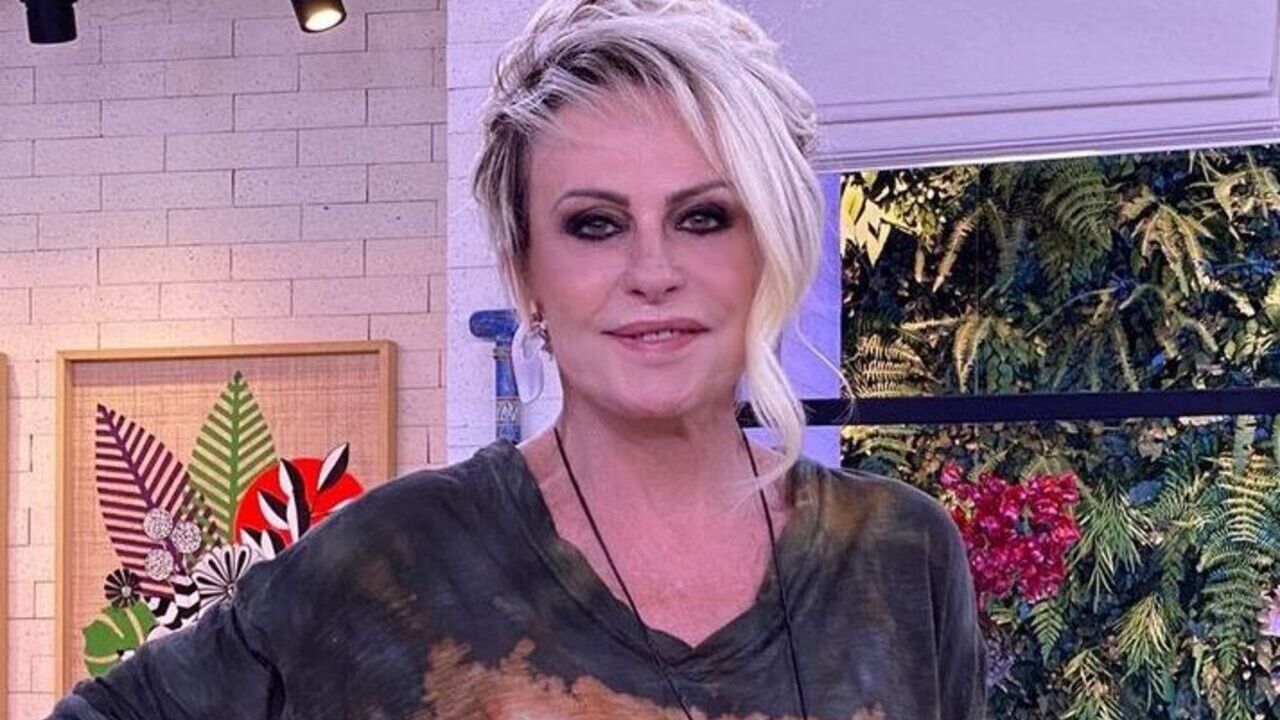 Com registro de um momento especial, Ana Maria Braga aproveita o feriado em sua casa