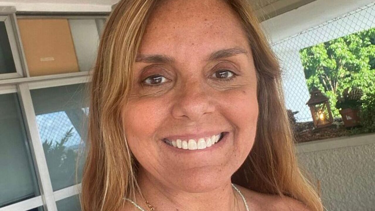 Ana Sang encanta ao reunir os netos para clique super fofo: ”Que alegria ser vovó”