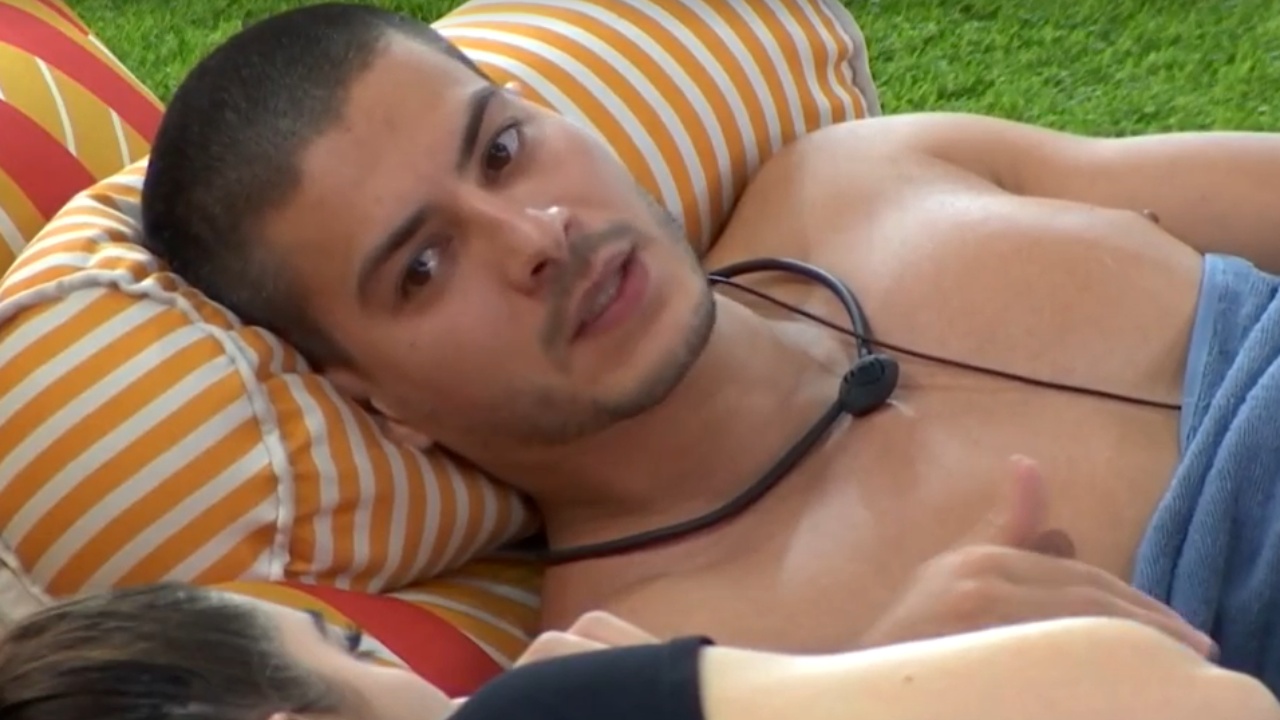 No BBB22, Arthur Aguiar fala de relação com a esposa Maíra Cardi: ”O que mais machucou ela não foi a traição”