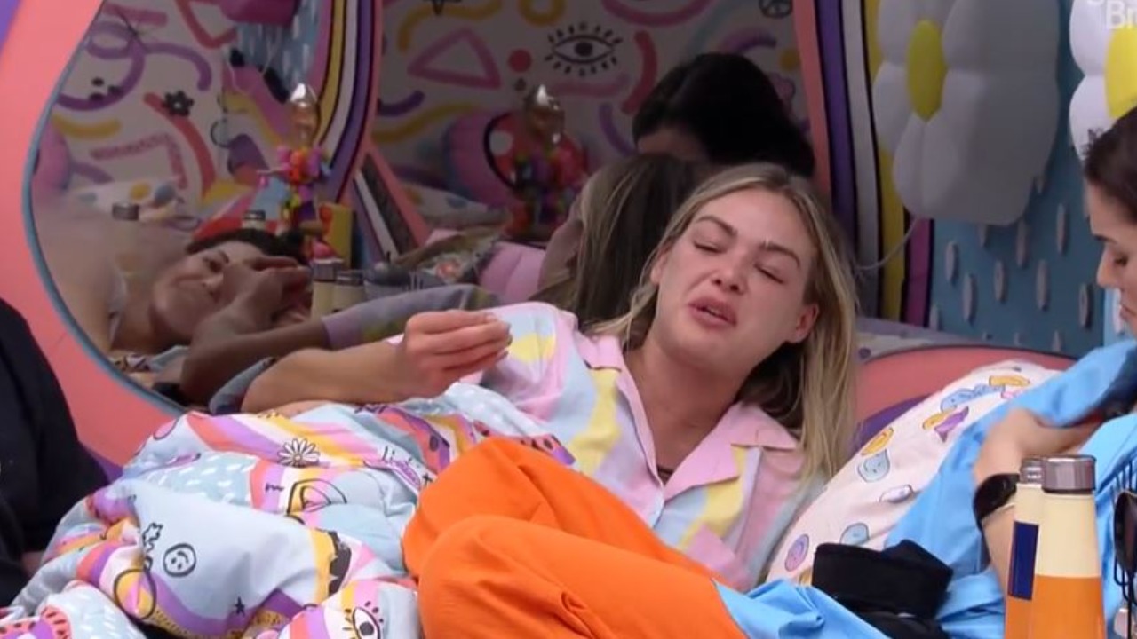 BBB22: Brothers ficam preocupados com alimentação de Bárbara e sister chora: ”Enchendo o saco”