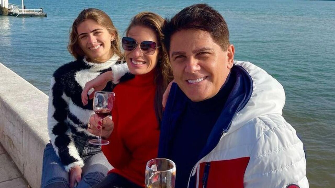 Elaine Mickely abre álbum de fotos da viagem da família por Portugal: ”Lugar espetacular”
