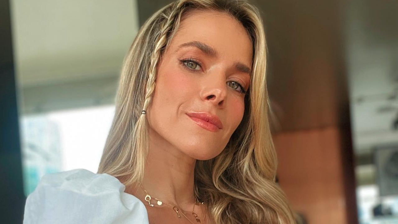 Monique Alfradique celebra aniversário de São Paulo relembrando visita ao MASP
