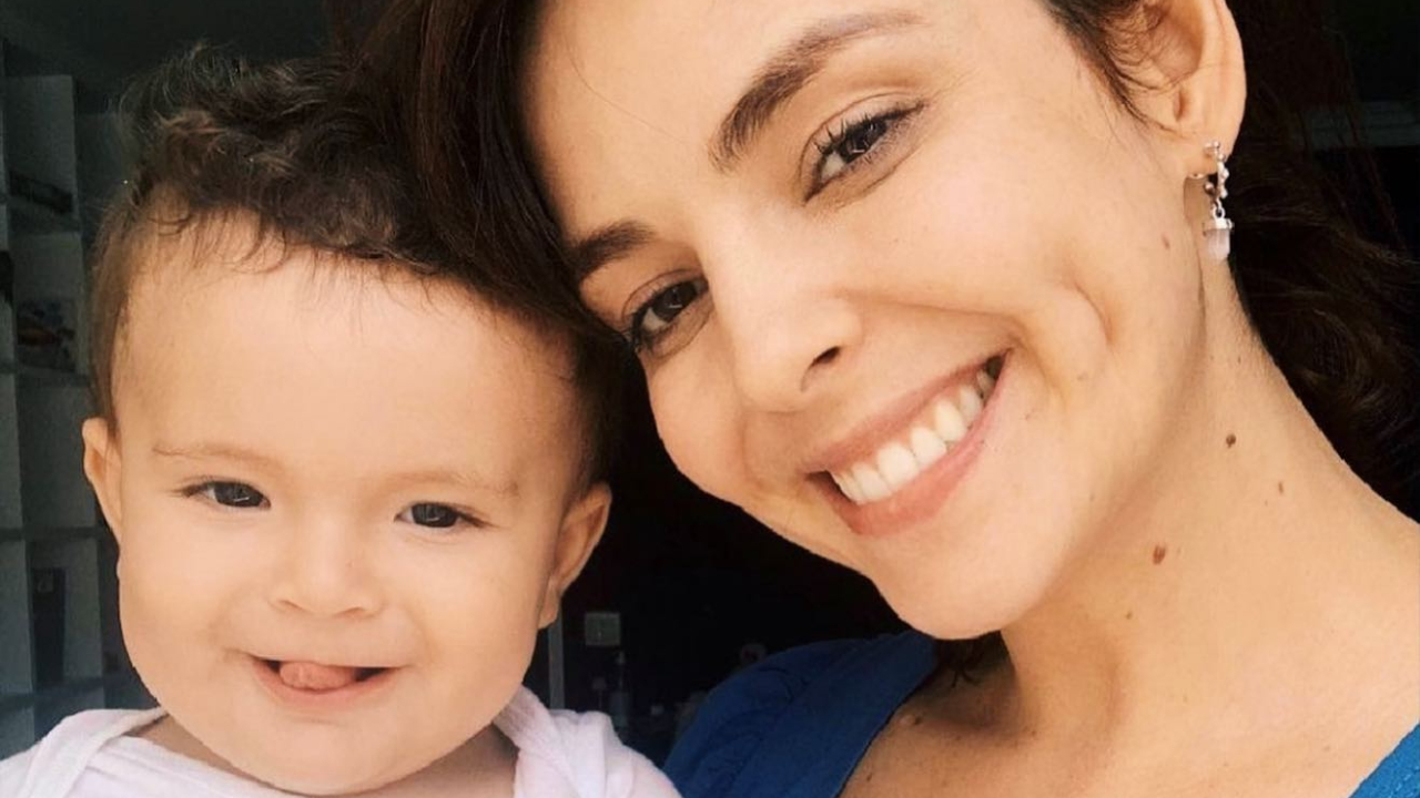 Titi Müller relembra primeiro ultrassom 3D do filho e se emociona: ”Benjinho no forninho”