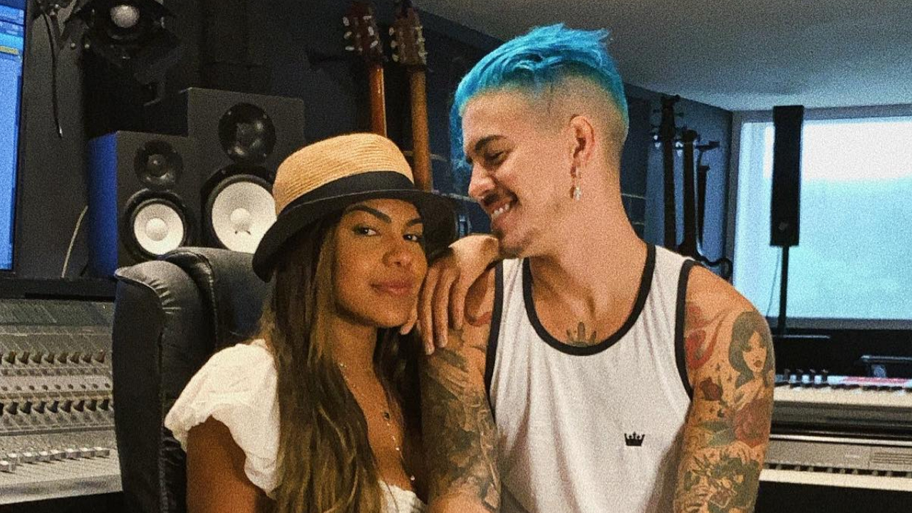 Tays Reis e Biel fazem cover de ‘Aos Olhos do Pai’ em homenagem ao primeiro filho
