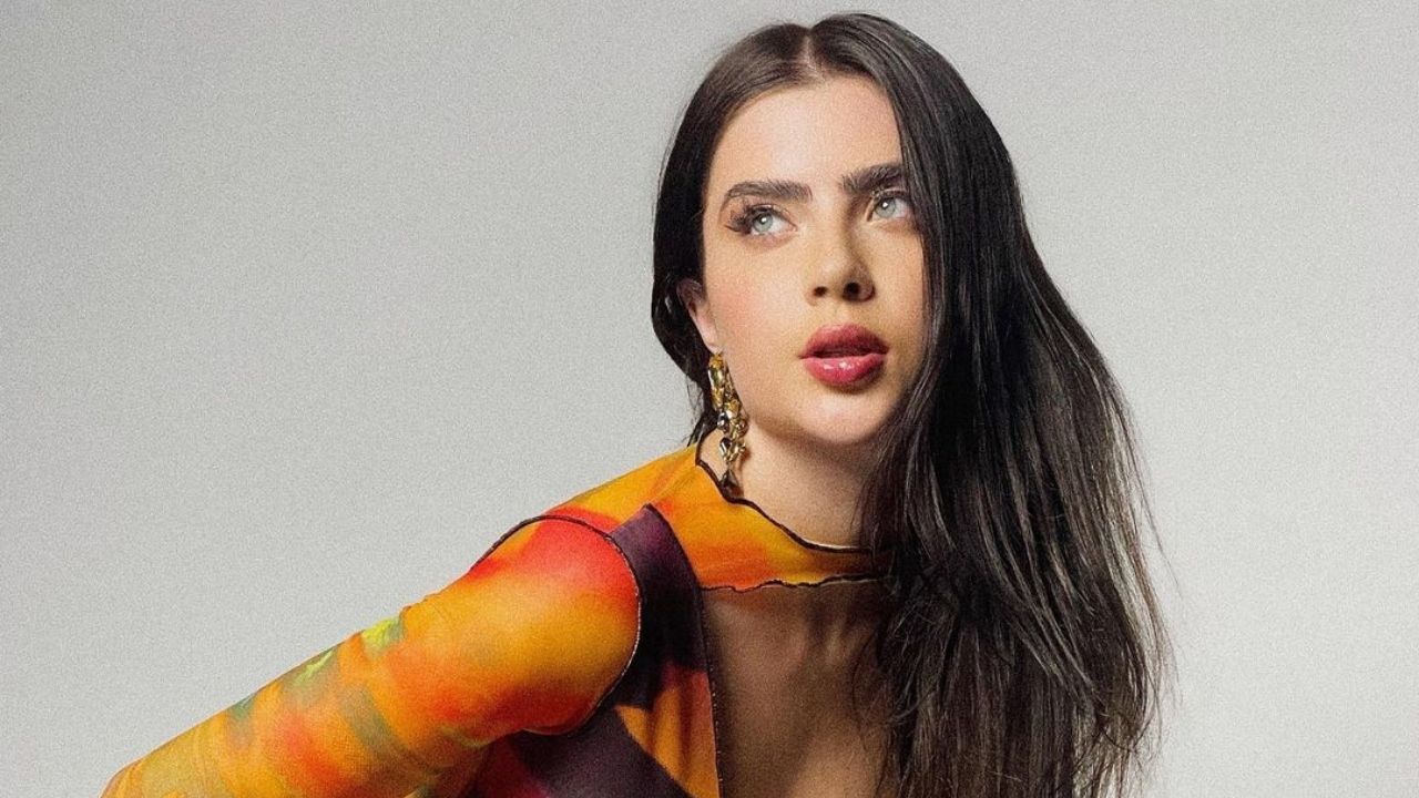 Jade Picon mostra detalhes de look comprado no Brás antes do BBB22