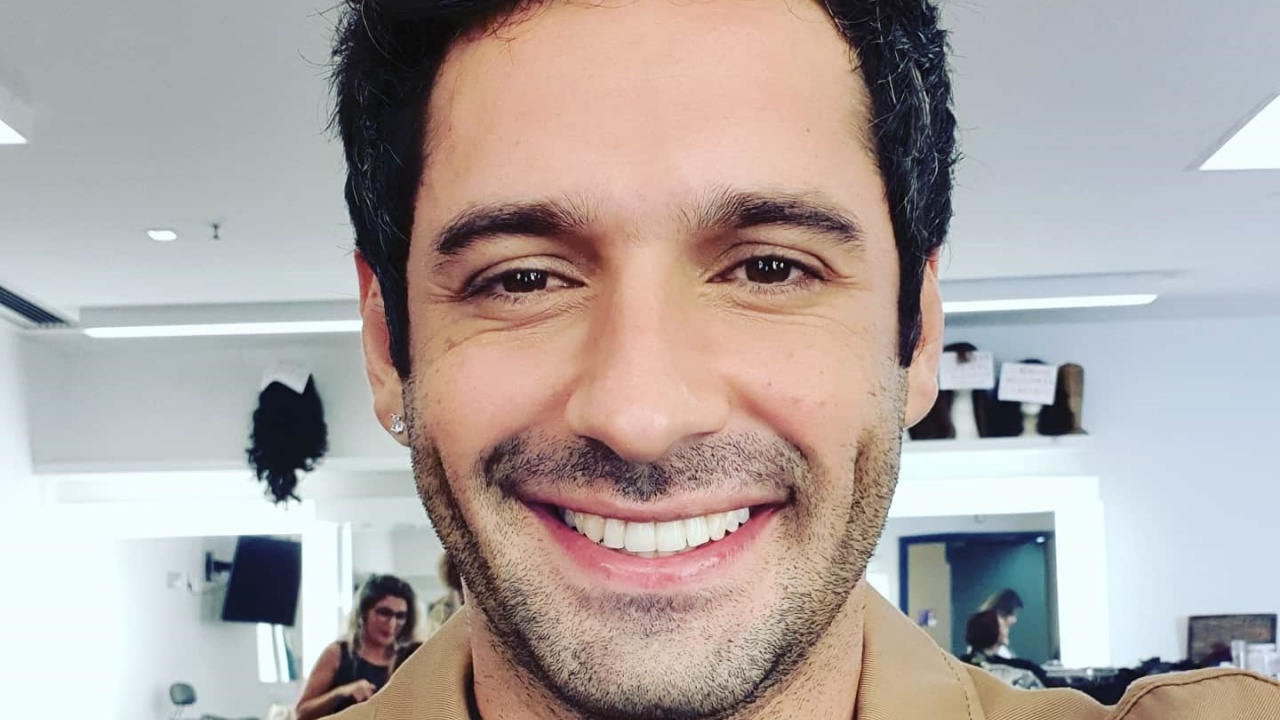 João Baldasserini comemora aniversário ao lado da família: ”Vivo uma festa”