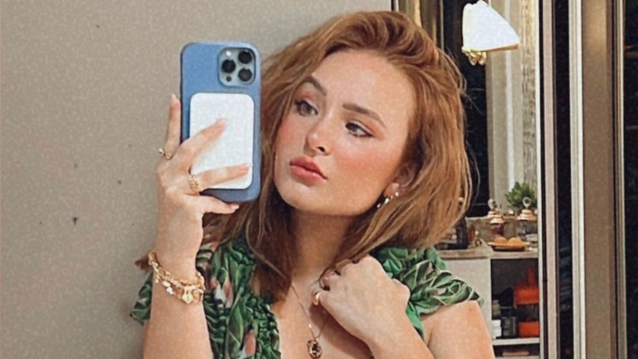 Larissa Manoela aproveita o final de semana na companhia dos pets: ”Domingo perfeito”