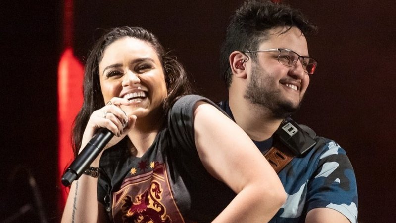 Luiza diz que voltou a ouvir suas músicas com Maurílio: ”Sem chorar”