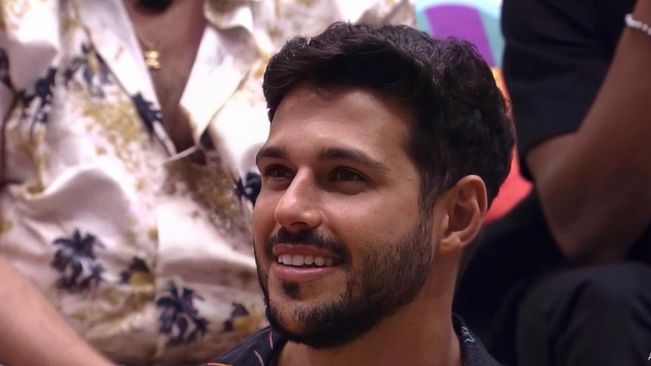 BBB22: Rodrigo é repreendido pelos brothers após usar o termo ‘traveco’, e equipe se pronuncia