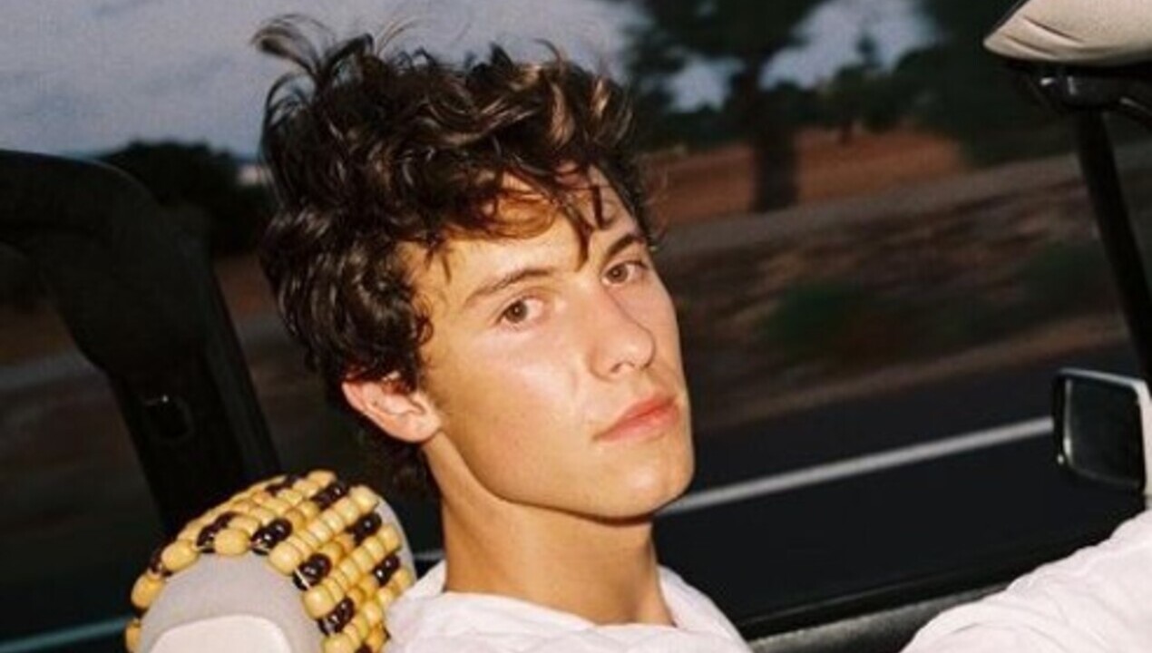 Após anunciar afastamento das redes sociais, Shawn Mendes publica trecho de nova música