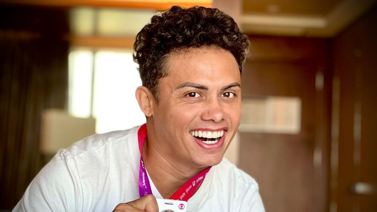 Silvero Pereira retorna à TV Globo para fazer ‘Pantanal’: ”Vem coisa boa por aí”