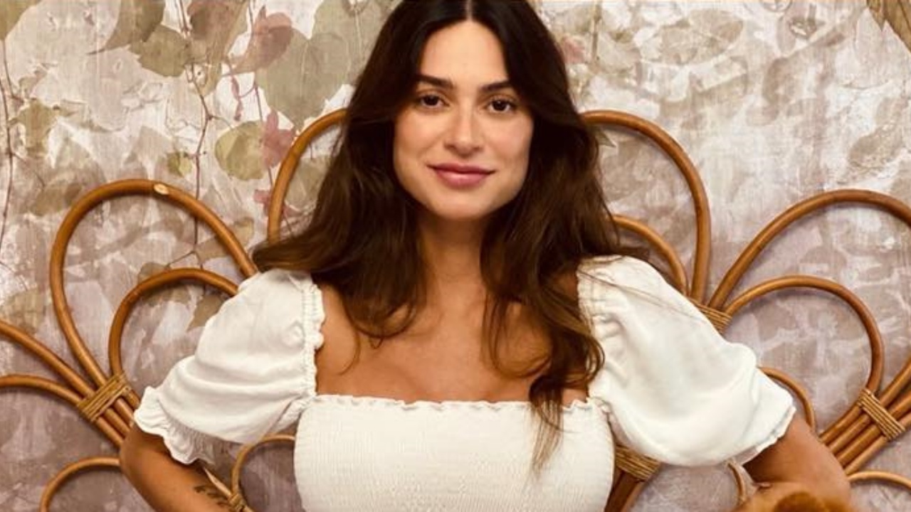 Thaila Ayala posta montagem com momentos diferentes da maternidade: ”Ciclos da vida”