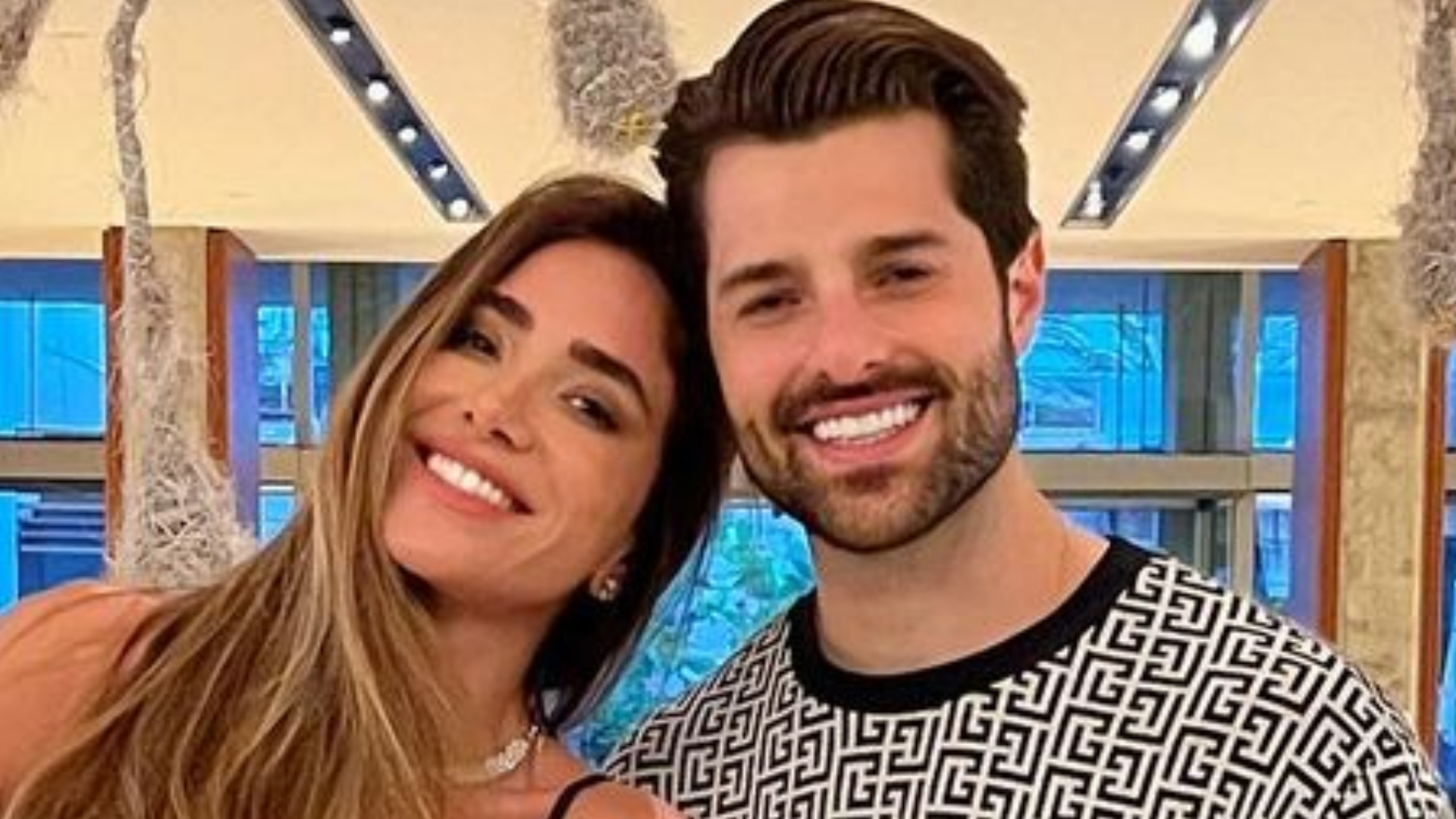 Alok curte passeio de lancha com Romana Novais em Ibiza: ”Vibrações boas”