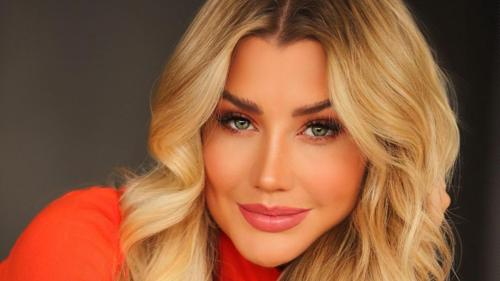 Ana Paula Siebert embarca com a família para Nova York: ”Lá vamos nós!”