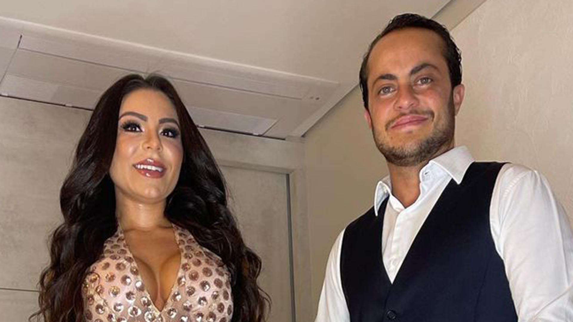Esposa de Thammy Miranda usa vestido com transparência em nova foto