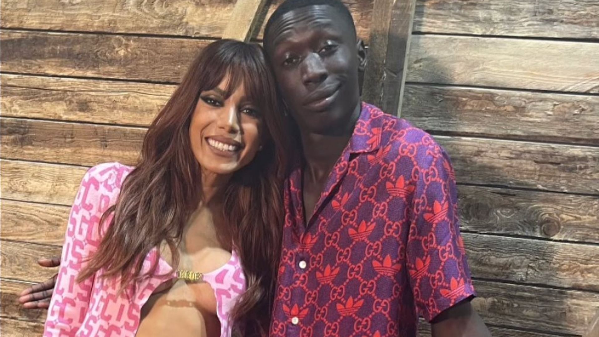 Anitta se encontra com a estrela das redes sociais Khaby Lame