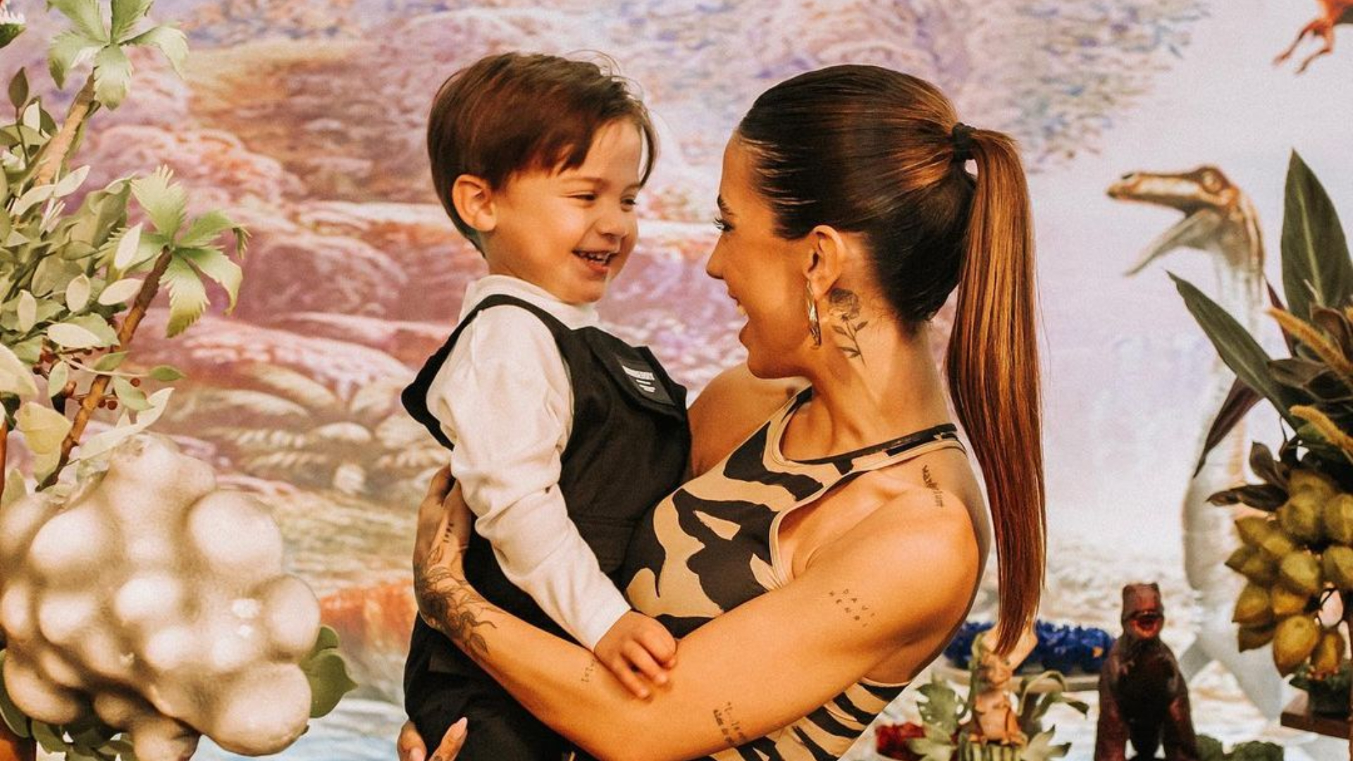 Gabi Brandt impressiona a web ao mostrar detalhes da festa de aniversário de 3 anos de Davi