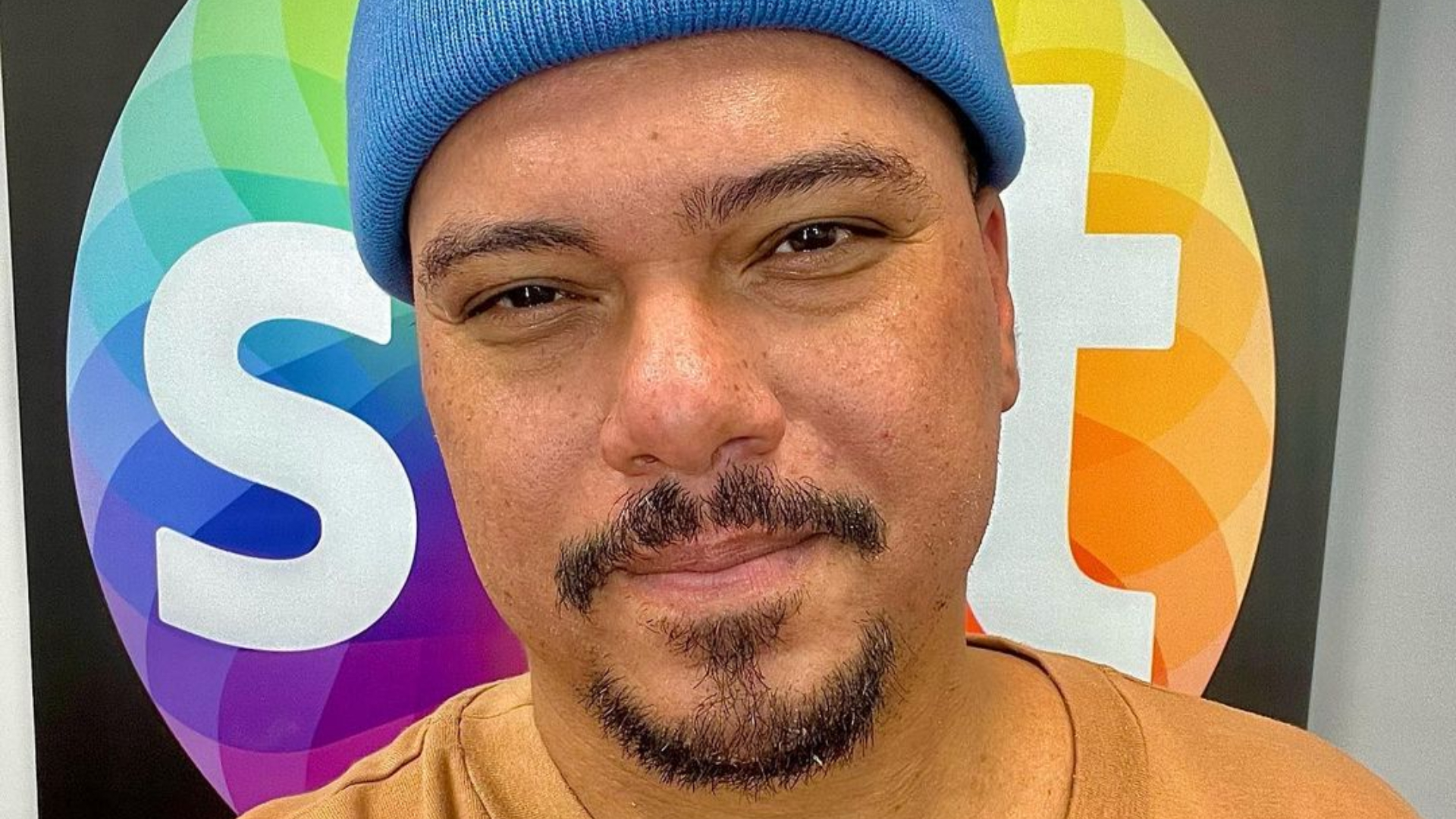 Bruno Cardoso posta foto ao lado de sua filha, sua mãe e sua avó: ”Muito amor envolvido”