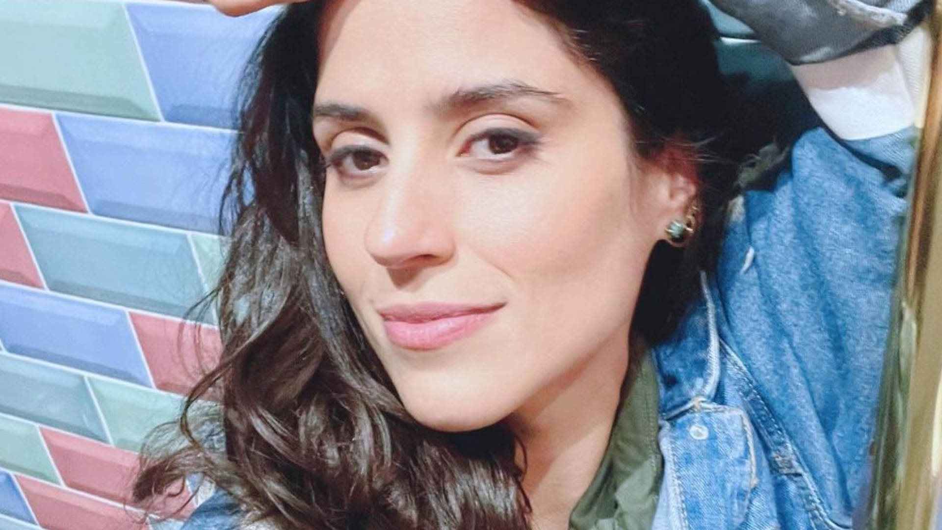 Camilla Camargo mostra reencontro com atriz de ‘Carinha de Anjo’: ”Mudamos?”