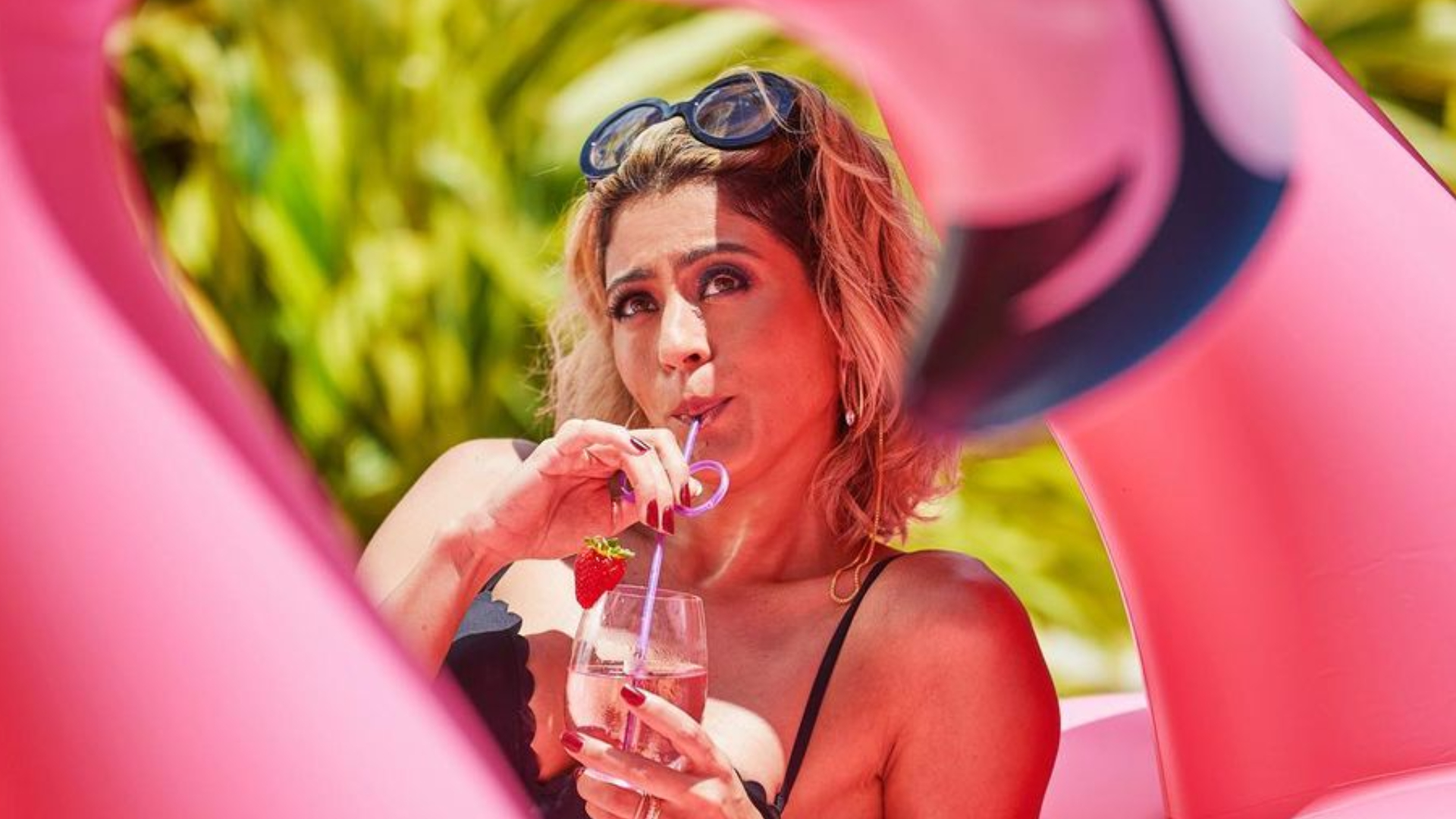 Carol Castro relembra bastidores divertidos das gravações de Maldivas: ”Desculpa, meninas”