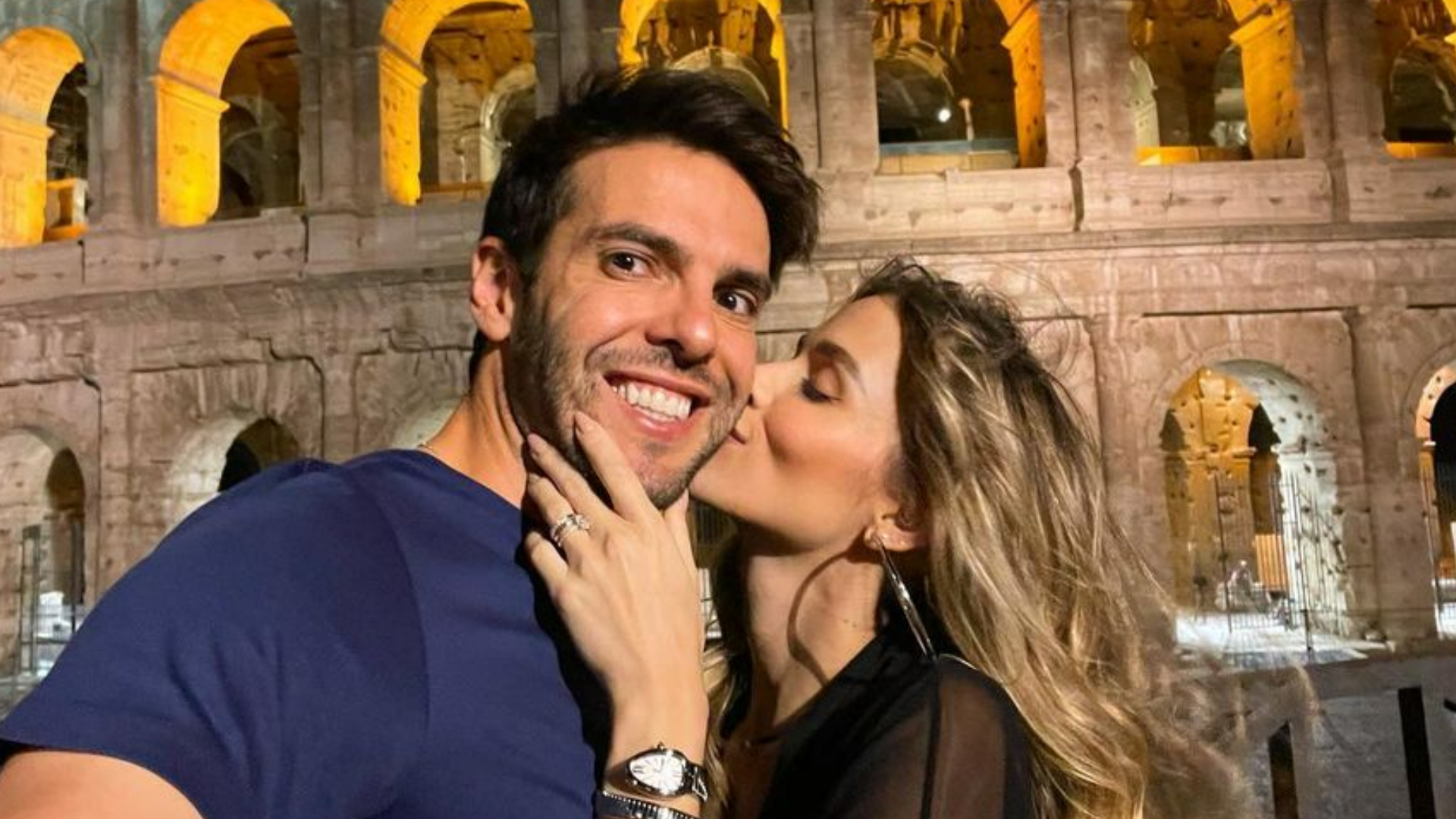 Carol Dias e Kaká esbanjam romance em cliques encantadores