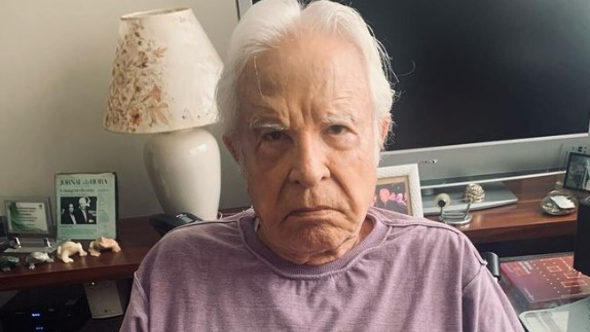 Cid Moreira relembra momento em que quebrou protocolos durante apresentação do Jornal Nacional