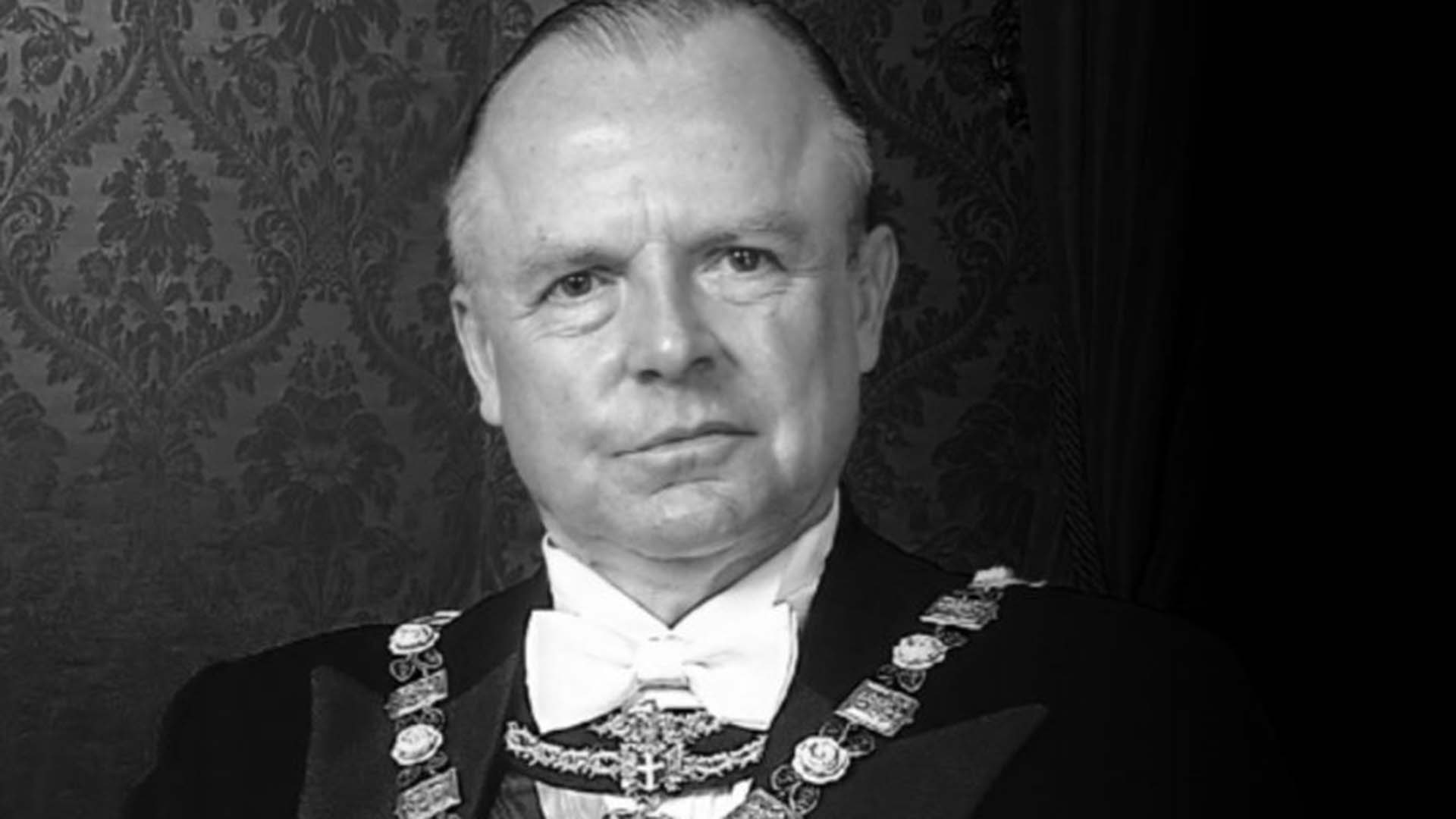 Dom Luiz de Orleans e Bragança, bisneto da princesa Isabel, morre aos 84 anos